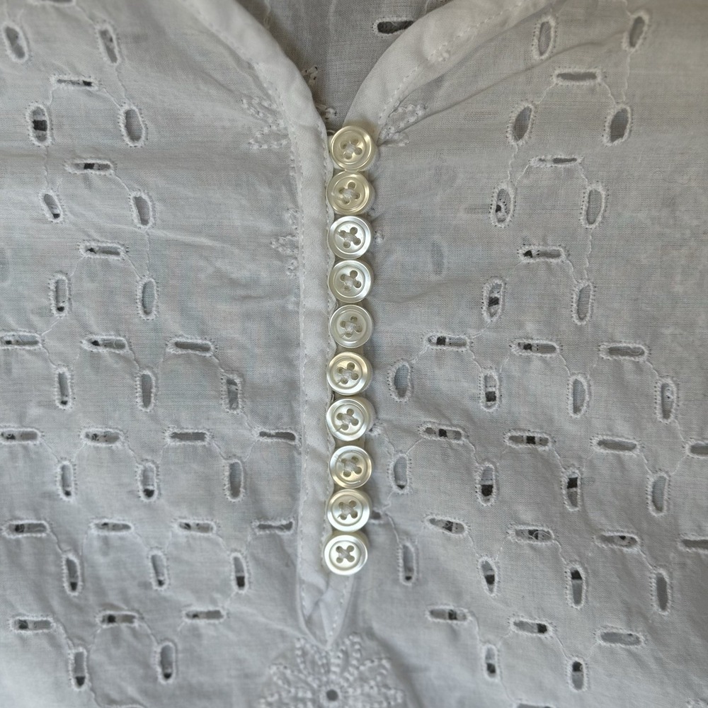 Banana Republic Shirt White Cotton Eyelet Large Dainty Peasant Red Velvet Trim - Picture 5 of 7